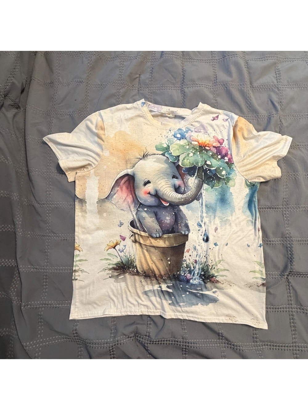 Cute Elephant Graphic T-Shirt Size 1XL / Art Teacher / Colorful